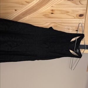 Elegant Black Sleeveless Dress